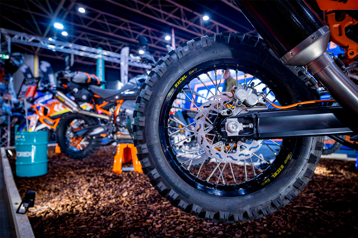 Close-up van achterwiel motor